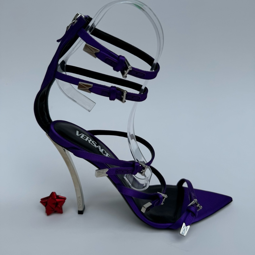 VERSACE SANDAL HEELS - Picture 11 of 14